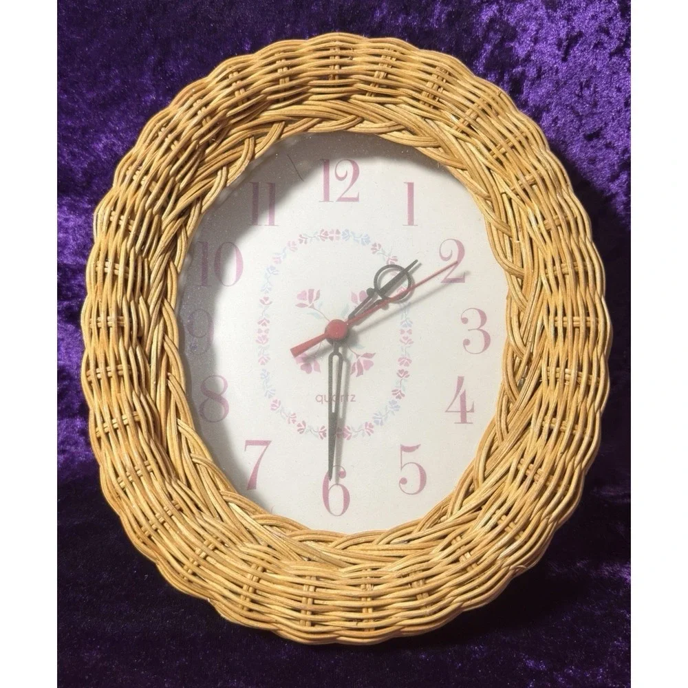 Wicker Wall Clock Rattan Vtg Oval Pink Floral Cottagecore Country Shabby Chic